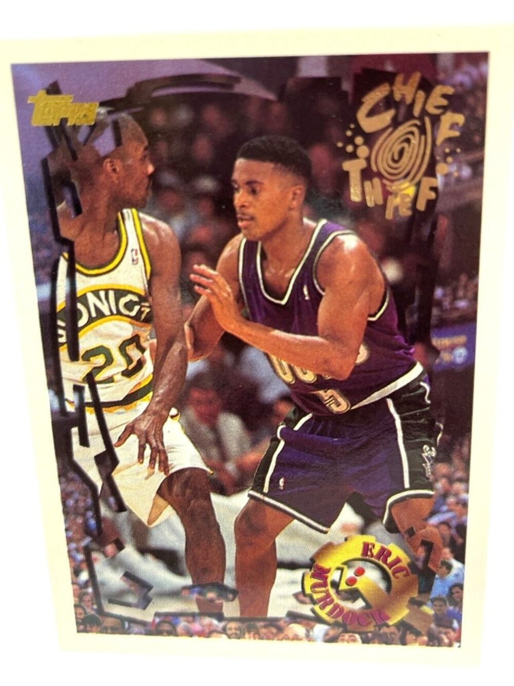 1994 Topps Chief Thief Eric Murdock Basketball Card Milwaukee Bucks S318
